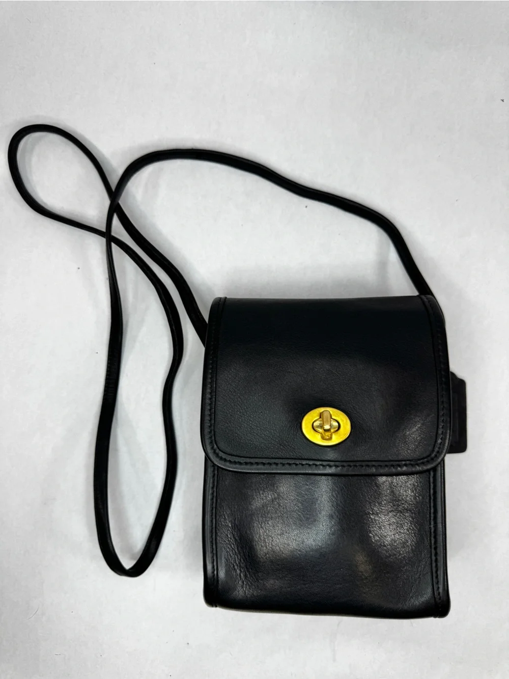 Vintage Coach Scooter Bag 9893 Black Leather Turnlock Crossbody USA Made